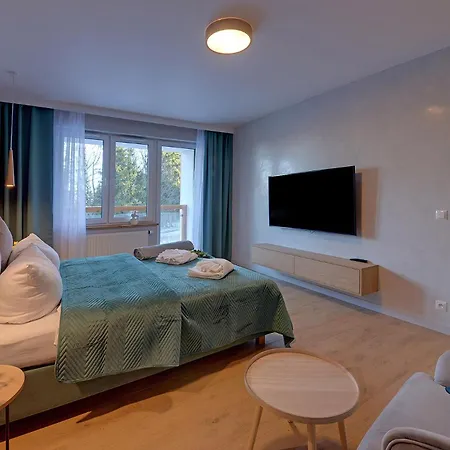 Pod Reglami Lesny- Trevilles Lägenhet *